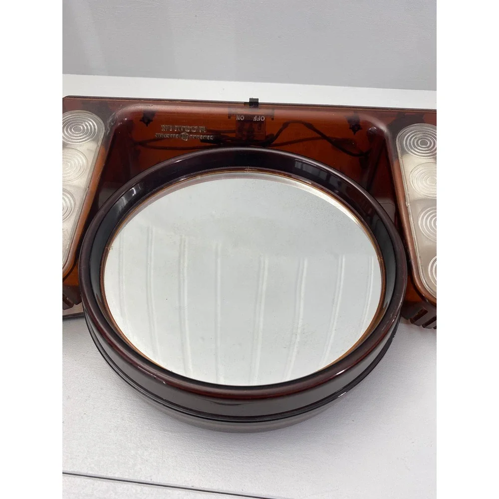 General Electric The Looking Glass Lighted Mirror Amber‎ Vintage 70s B1-5305-0